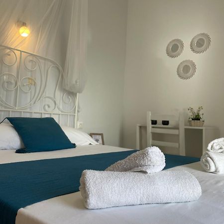 White Studios Himare Esterno foto
