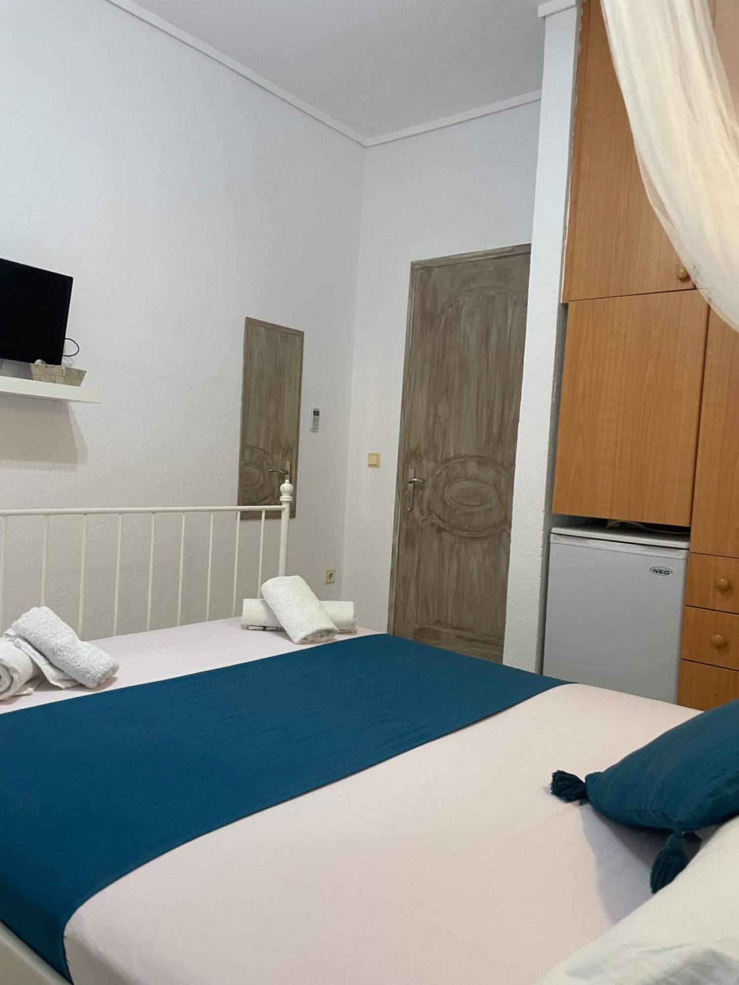 White Studios Himare Esterno foto